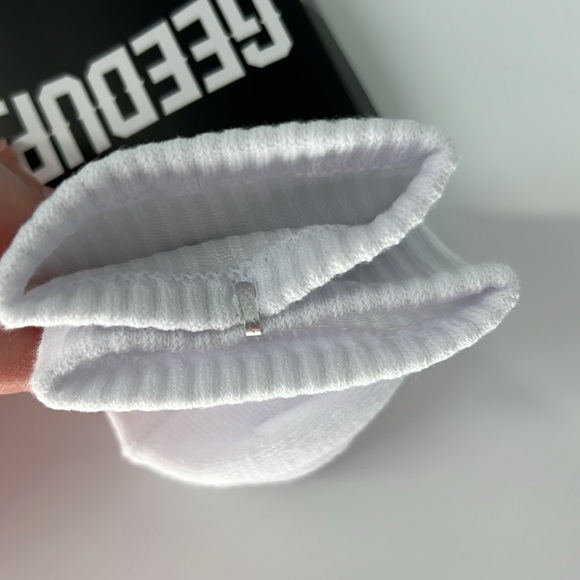 Geedup NWT men’s OS crew White Socks - Picture 7 of 7